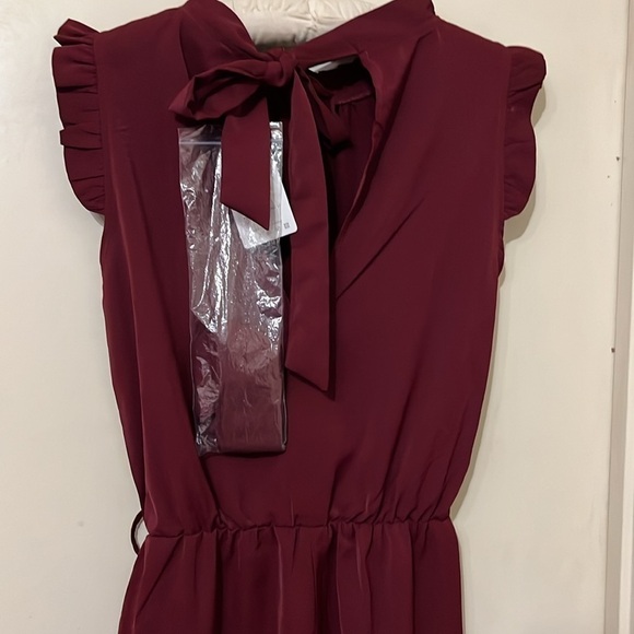 NWT Jumpsuit Sleeveless Ruffle Mock Neck Belt with Pockets Wide Leg Pants - Picture 4 of 7